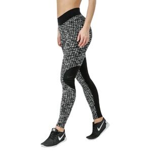 Nike Pro Women’s Black Híperwarm Low Rise Patterned Leggings Size L